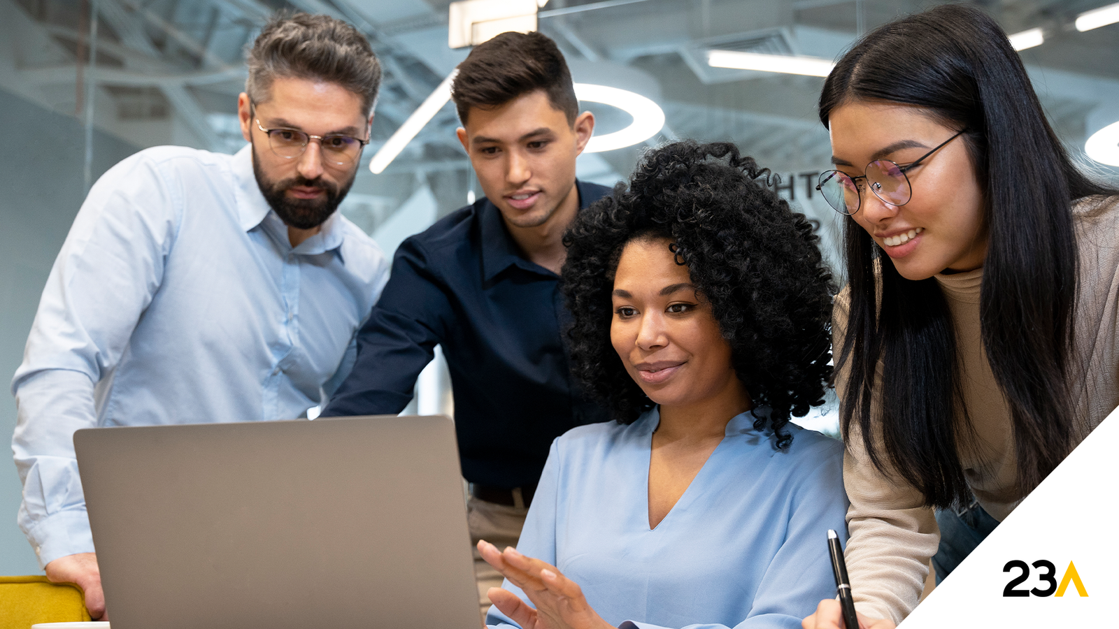 Capa do artigo Como utilizar o Bitrix24: guia prático para treinar sua equipe em 30 dias | 23A