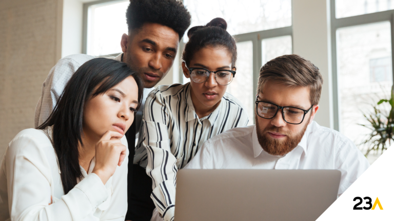 Capa do artigo Como fazer a equipa utilizar o CRM: melhore a adesão do seu time - 23A Digital